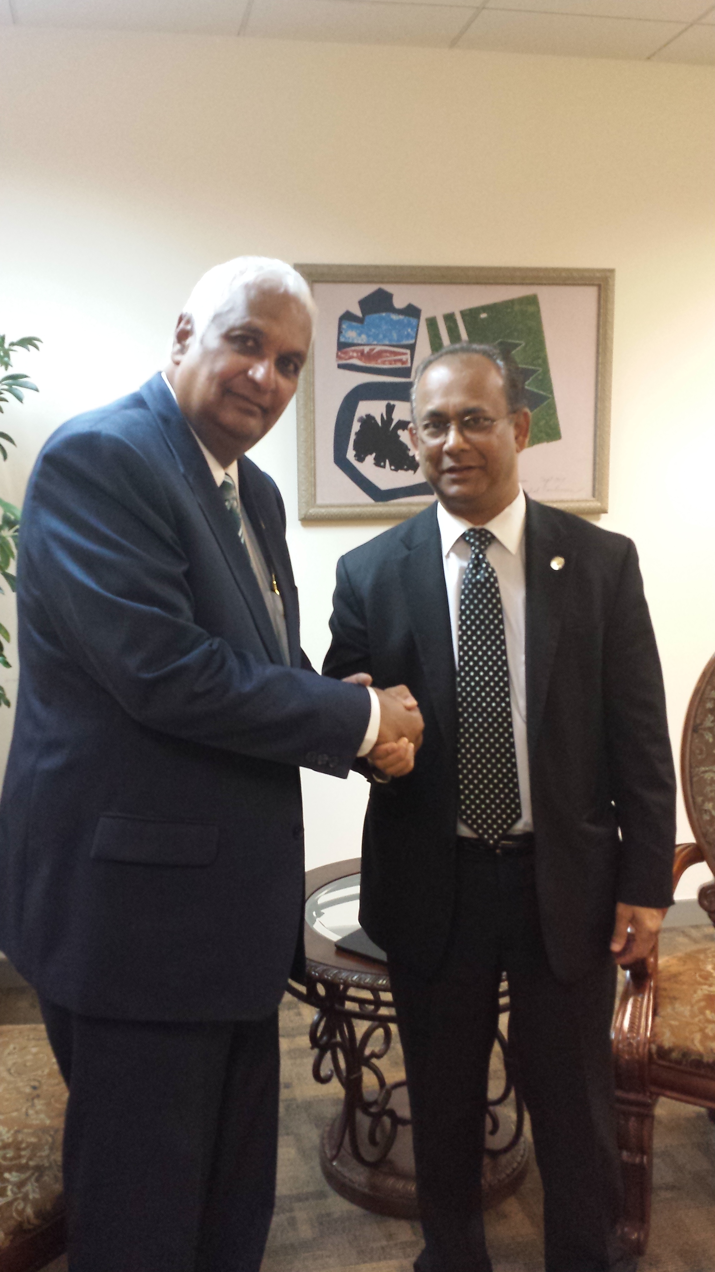 Ambassador Albert Ramdin meets with Hon. Winston Dookeran, Minister of Foreign Affairs of Trinidad and Tobago, during an official visit on February 16-18, 2014